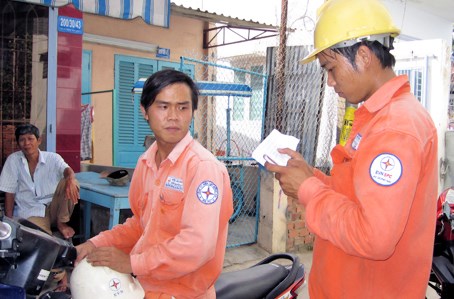 Hiểm nguy, vất vả, rủi ro với nghề thợ điện